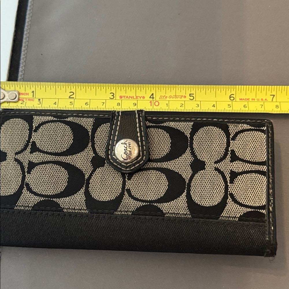 Coach Signature Black and Gray Wallet - Picture 5 of 6